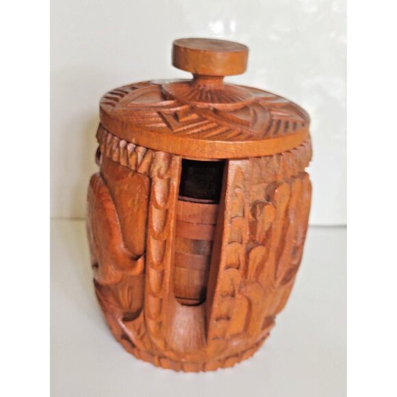 Hand Carved Lidded Wooden 8 pc. Coaster set and box Thailand - Picture 1 of 11